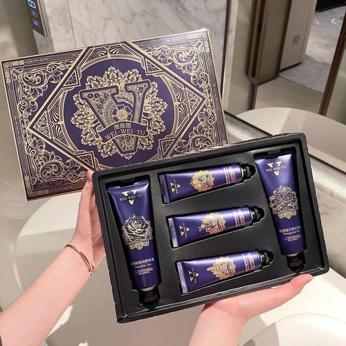 櫻花香氛護手霜禮盒 精致伴手禮，為現代女性注入滋潤與優雅